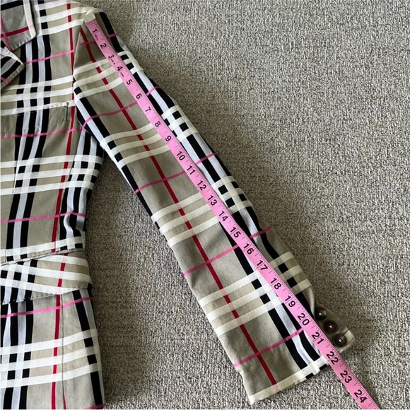 🥳TODAY!!!! BURBERRY LONDON Authentic Muti colored plaid print blazer…Size six!!! - Picture 4 of 9